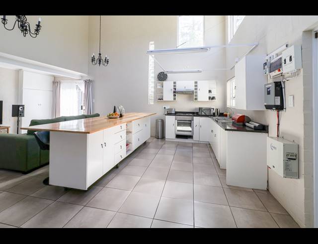 1.10HA SMALLHOLDING FOR SALE IN MORNING STAR